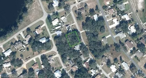 2459 N Cochrane Rd, Avon Park, FL 33825