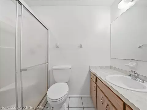 Bath - 4040 Dunn Ave, Sebring, FL 33875 photo 1 of 4