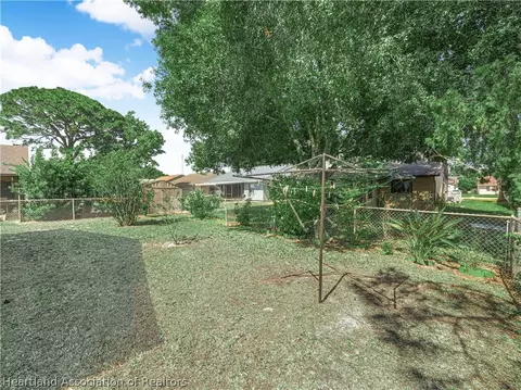 Exterior - 4040 Dunn Ave, Sebring, FL 33875 photo 8 of 11