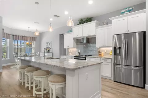 Kitchen - 4840 Myrtle Beach Dr, Sebring, FL 33872 photo 2 of 3