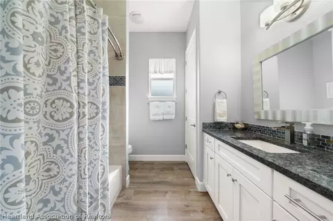 Bath - 4840 Myrtle Beach Dr, Sebring, FL 33872 photo 4 of 5