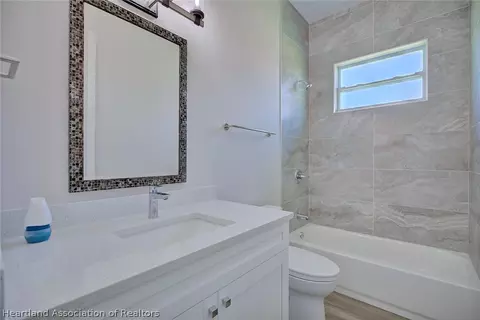 Bath - 6416 Concord Dr, Sebring, FL 33876 photo 8 of 9