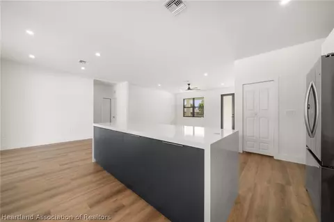 Kitchen - 4975 San Ignacio Dr, Sebring, FL 33872 photo 7 of 8