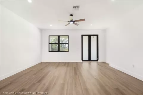 Living - 4975 San Ignacio Dr, Sebring, FL 33872 photo 2 of 5