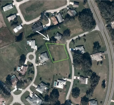 300 Dells Dr, Sebring, FL 33876