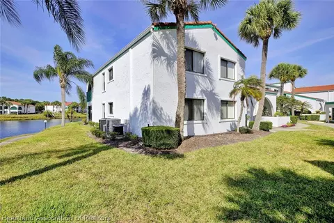 Exterior - 4989 Casablanca Circle J1, Sebring, FL 33870 photo 5 of 7