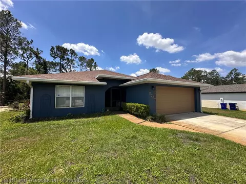 Exterior - 8737 Capilla St, Sebring, FL 33872 photo 2 of 10