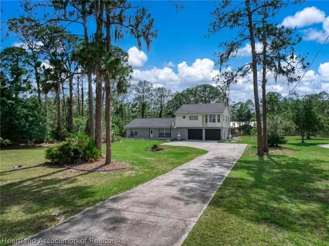 5731 Wolf Lake Rd, Sebring, FL 33875