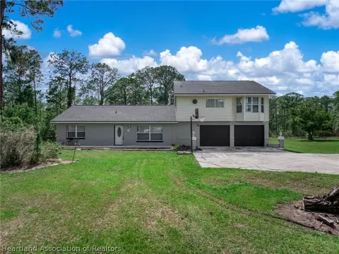 5731 Wolf Lake Rd, Sebring, FL 33875