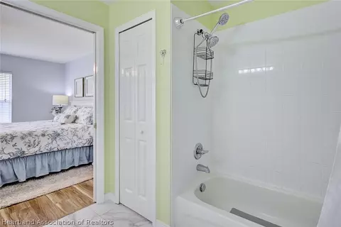 Bath - 3706 Sarria Ave, Sebring, FL 33872 photo 5 of 5