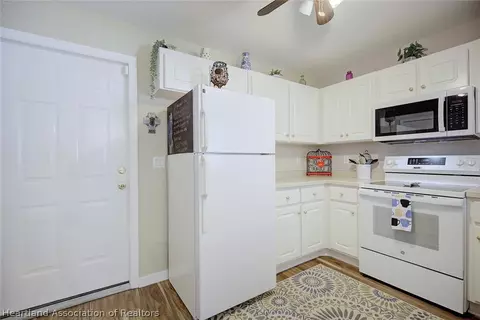 Kitchen - 3706 Sarria Ave, Sebring, FL 33872 photo 2 of 4