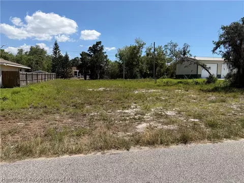 110 Lime Rd NW, Lake Placid, FL 33852
