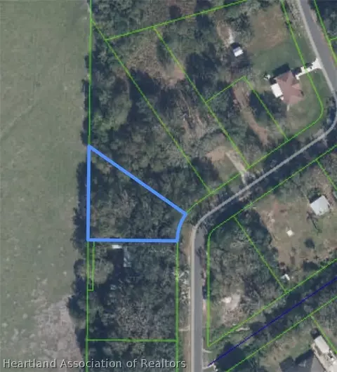 6533 Lakeside Dr W, Sebring, FL 33875 photo 2