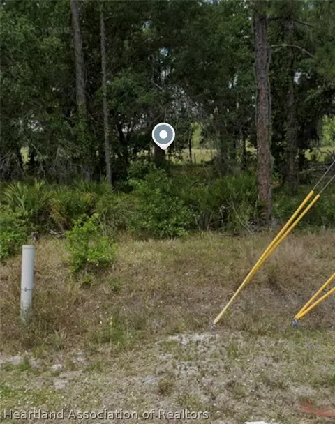 6830 Lakeside Dr W, Sebring, FL 33875