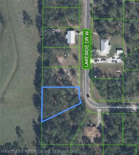 6830 Lakeside Dr W, Sebring, FL 33875 photo 2