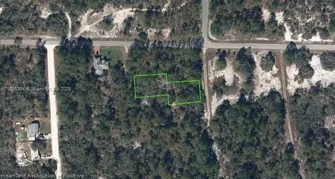 405 Blue Horizon Dr, Lake Placid, FL 33852