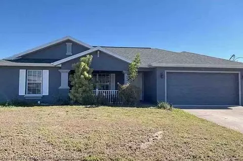 203 Chiquita Blvd S, Cape Coral, FL 33991