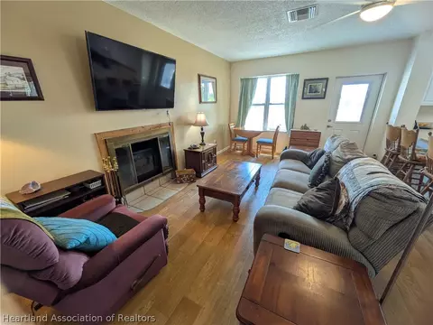 Living - 2701 Brunns Rd, Sebring, FL 33872 photo 1 of 2