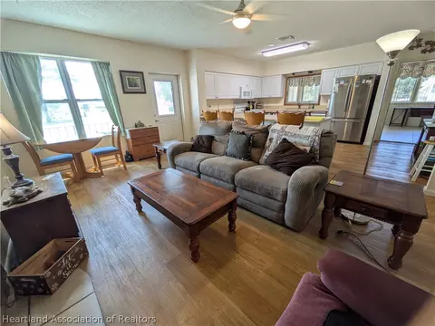 Living - 2701 Brunns Rd, Sebring, FL 33872 photo 2 of 2