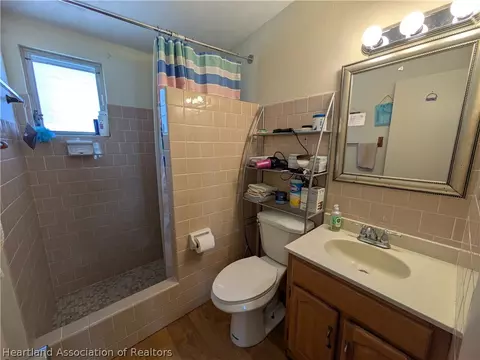 Bath - 2701 Brunns Rd, Sebring, FL 33872 photo 2 of 2