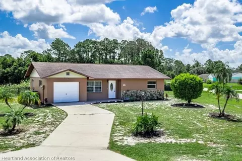 116 Walker Ave, Lake Placid, FL 33852