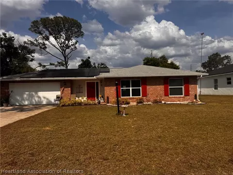 4226 Navarre Ave, Sebring, FL 33872