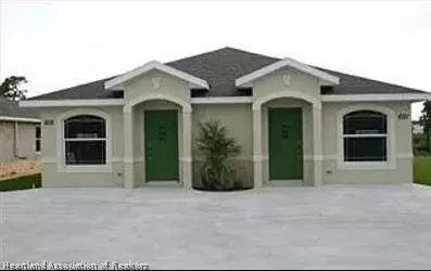 615 Memorial Dr, Sebring, FL 33870