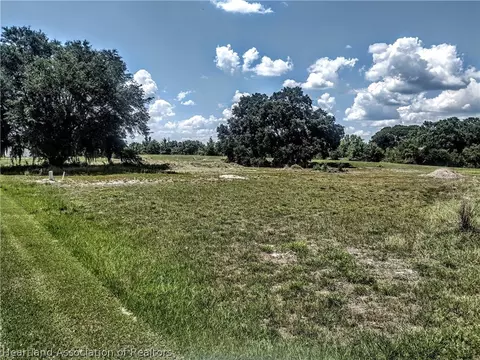 1273 Blue Heron Dr, Sebring, FL 33876