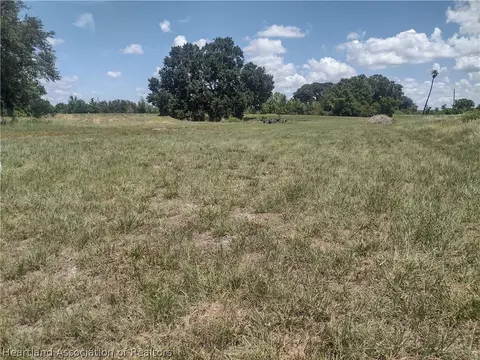 1273 Blue Heron Dr, Sebring, FL 33876
