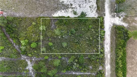 1008 S Range Dr, Lorida, FL 33857