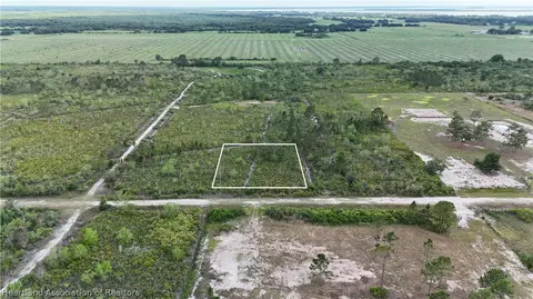 1009 S Range Dr, Lorida, FL 33857 photo 2