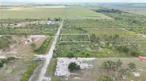 1009 S Range Dr, Lorida, FL 33857 photo 4