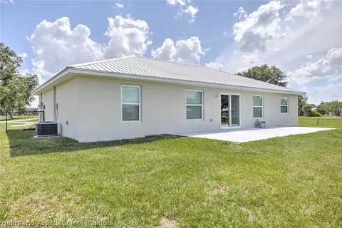 Exterior - 111 Vale Ct, Sebring, FL 33876 photo 2 of 3