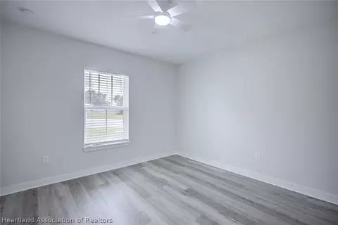 Bedroom - 111 Vale Ct, Sebring, FL 33876 photo 7 of 12