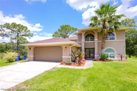 2110 Flower Ter, Sebring, FL 33875