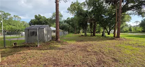 Exterior - 706 SE 32 Ave, Okeechobee, FL 34974 photo 3 of 10