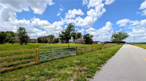 1954 Lonnie Shackelford Rd, Zolfo Springs, FL 33890