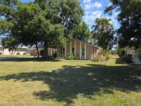 2428 Nuremberg Blvd, Punta Gorda, FL 33983