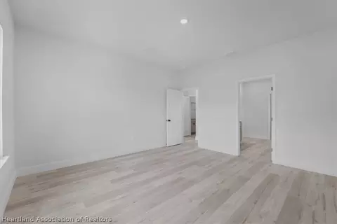 Bedroom - 4895 Myrtle Beach Dr, Sebring, FL 33872 photo 2 of 10