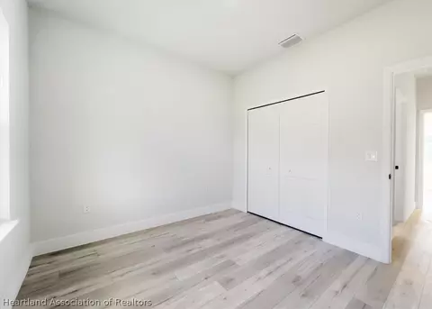 Bedroom - 4895 Myrtle Beach Dr, Sebring, FL 33872 photo 6 of 10