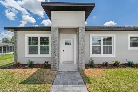 2801 Monza Dr, Sebring, FL 33872 photo 2