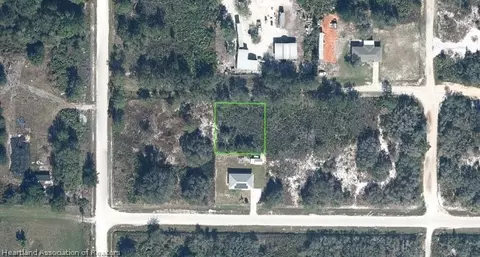 3035 W Joliet Rd, Avon Park, FL 33825