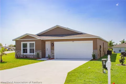 1392 Stone Ridge Cir, Sebring, FL 33870