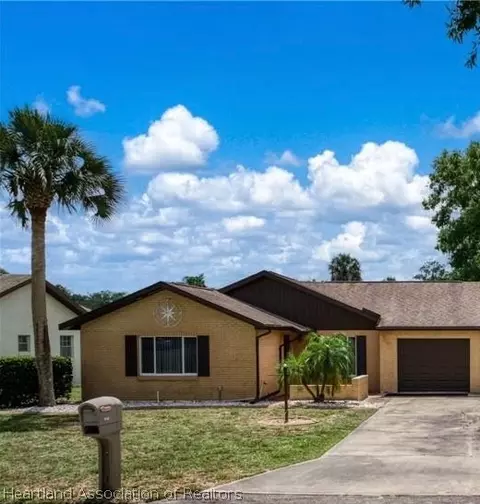 160 Parkview Cir, Lake Placid, FL 33852