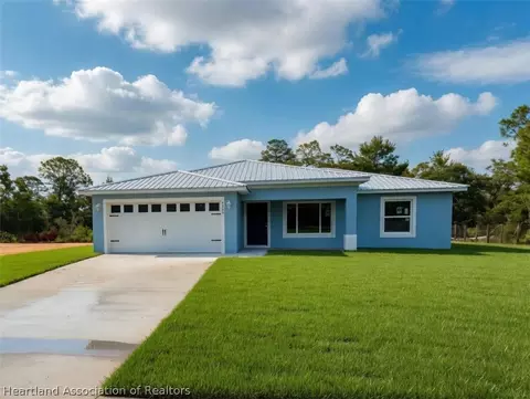 4364 Mercedes St, Sebring, FL 33872