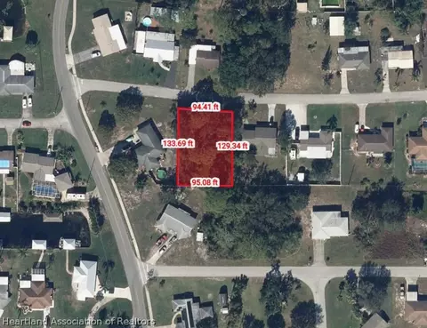 207 Sunnybrook Ln, Lake Placid, FL 33852