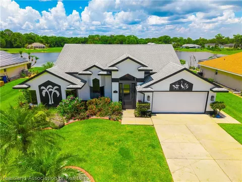 1212 Lakeside Way, Sebring, FL 33876