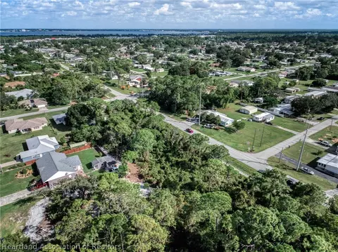 3308 Thunderbird Rd, Sebring, FL 33872 photo 4
