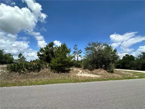 401 Abarth Ave, Sebring, FL 33872 photo 4