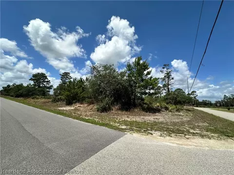 401 Abarth Ave, Sebring, FL 33872 photo 2